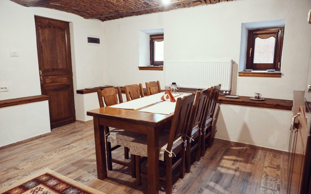 Cozy Apartment Брашов Екстер'єр фото