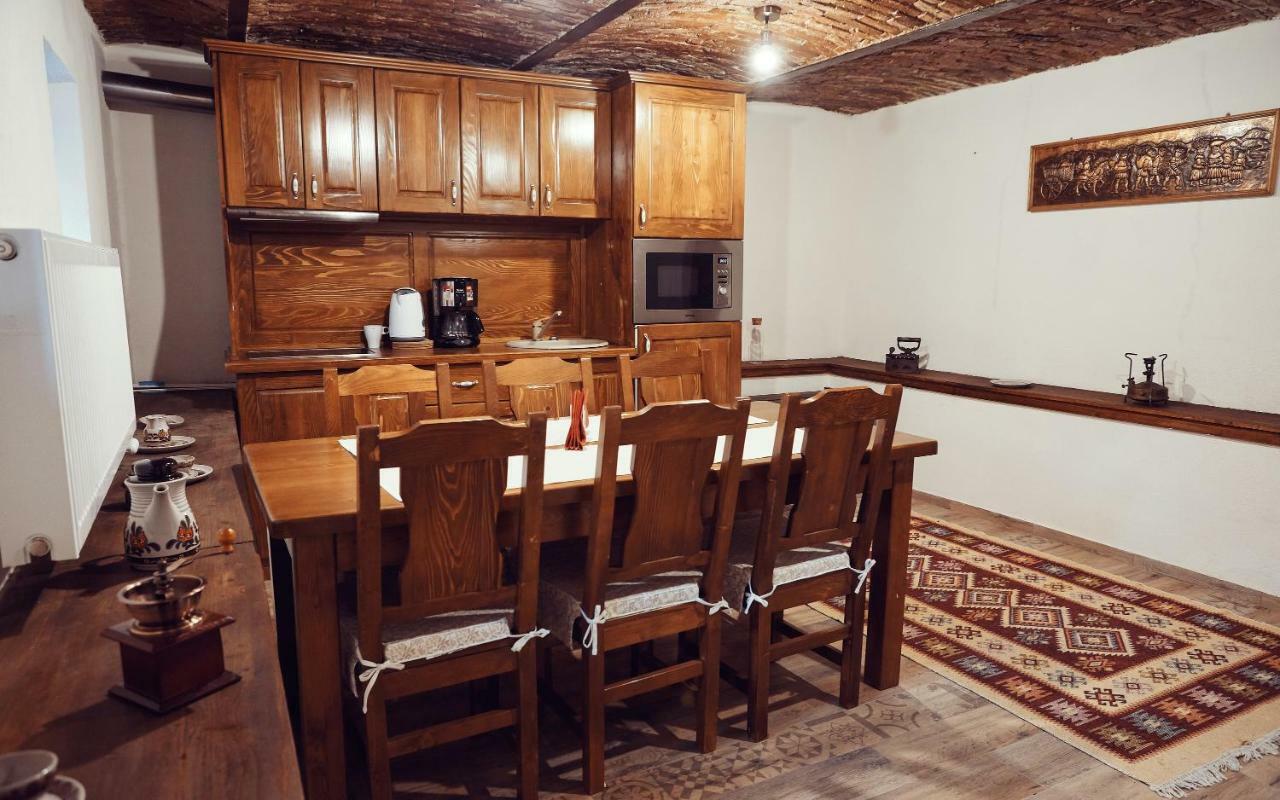 Cozy Apartment Брашов Екстер'єр фото