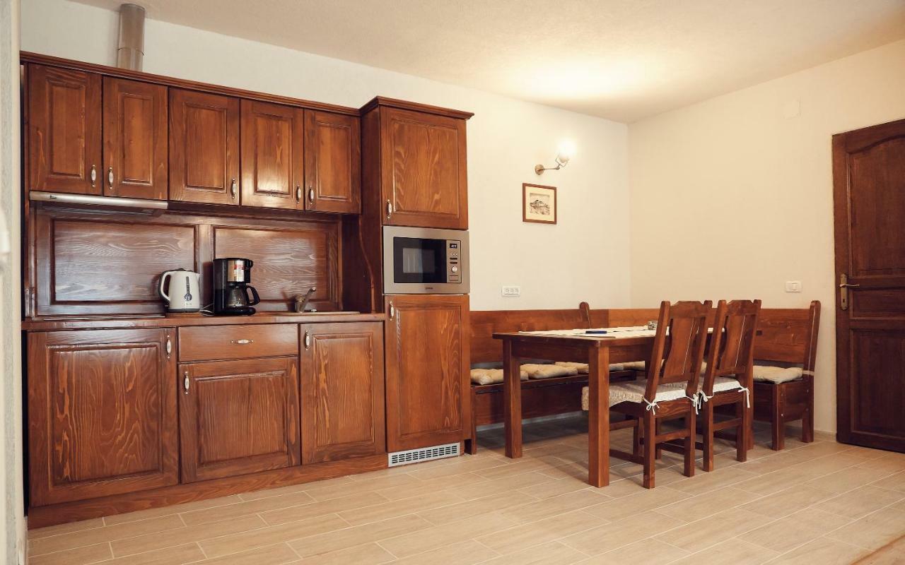 Cozy Apartment Брашов Екстер'єр фото